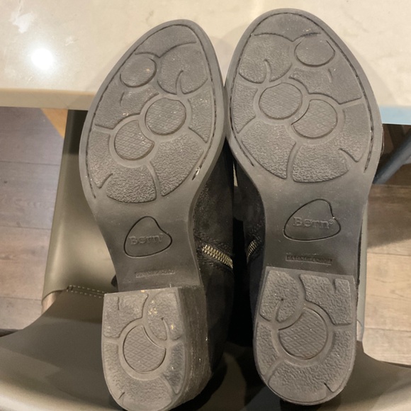 Born Basil Black Distressed Suede Riding Boot 10 - Picture 4 of 7